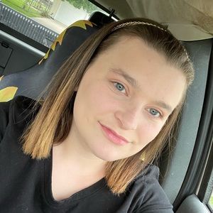 Meet your Posher, Alexandria